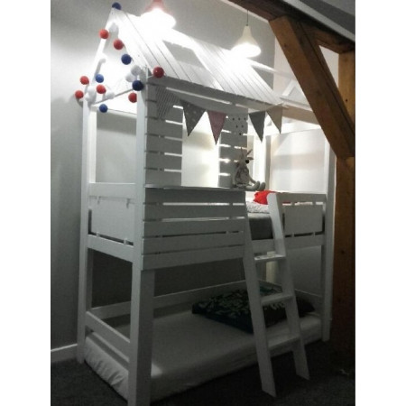 Bunk Bed / Play House HIDEOUT