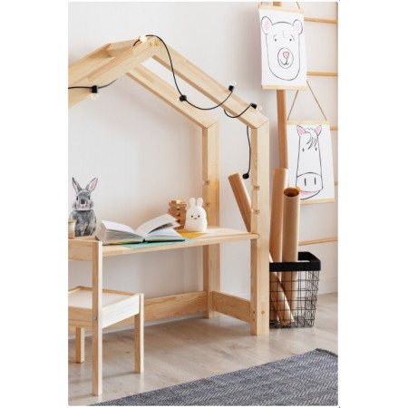 https://www.woodenlove.de/2954-home_default/children-s-desk-house-shaped.jpg